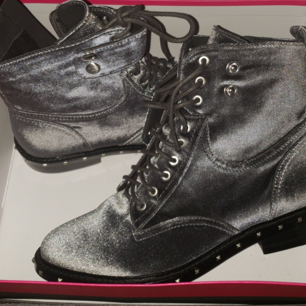 Vince Camuto booties